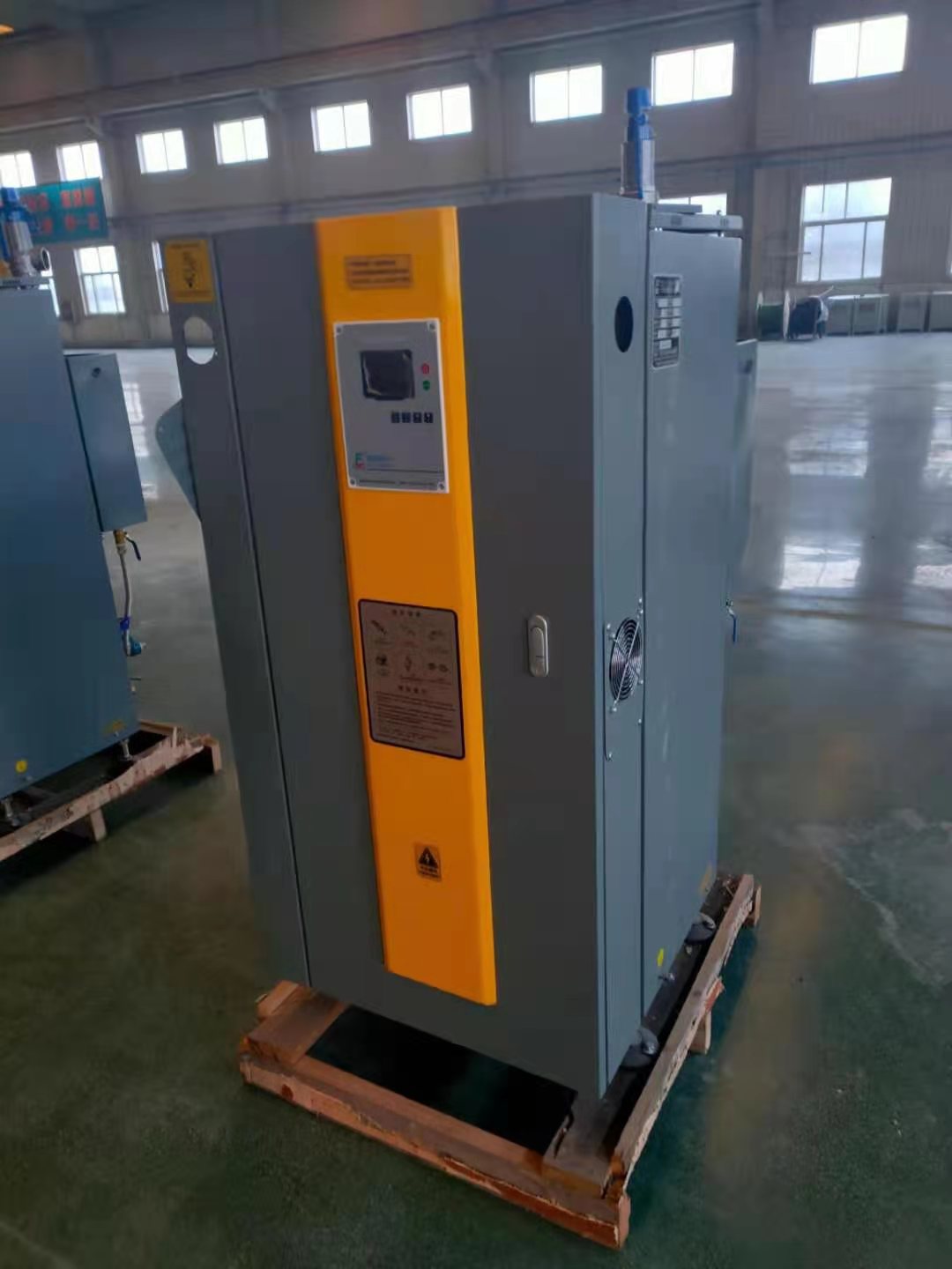 電蒸發器